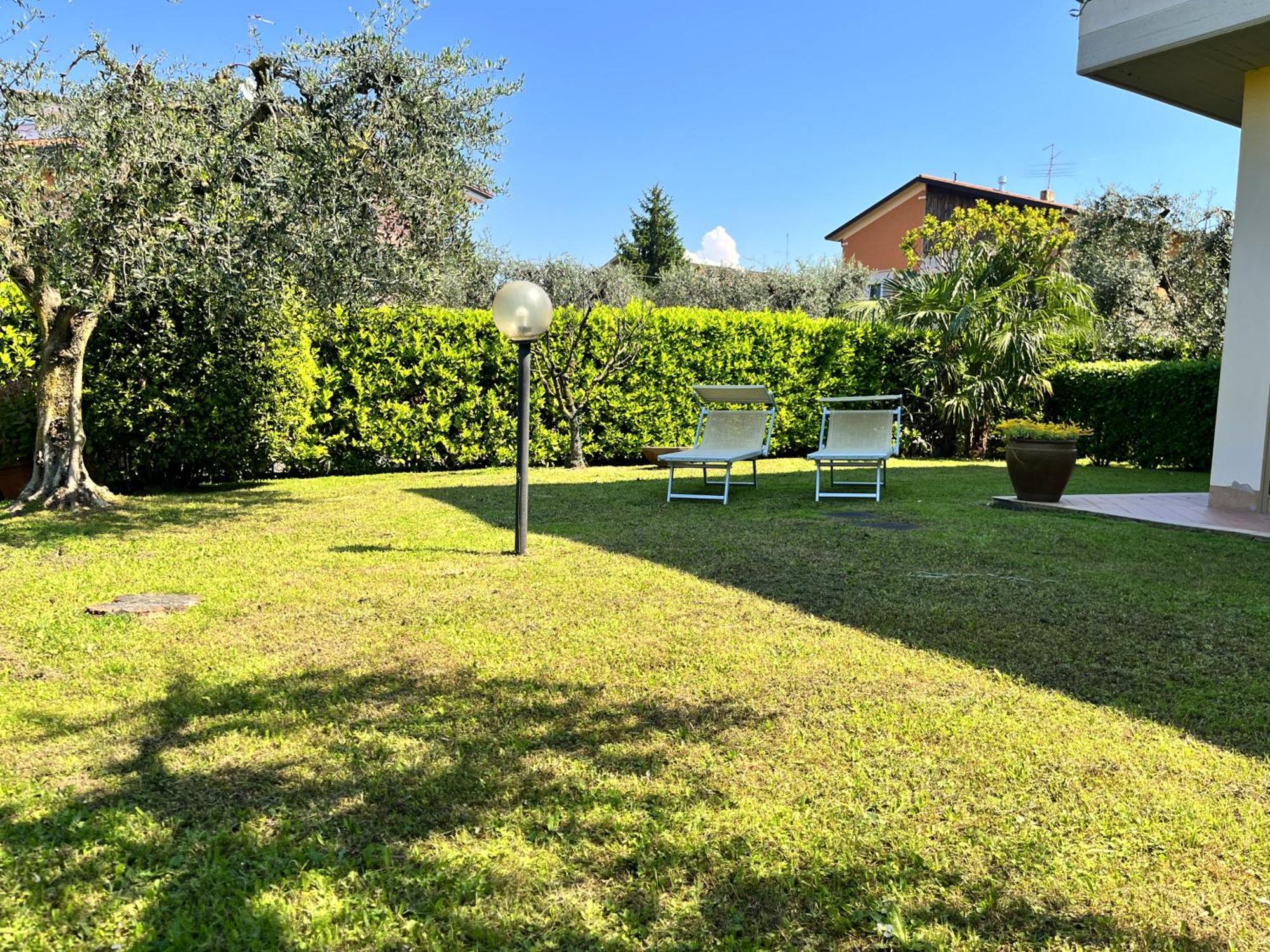 Garden Apartment Lazise Buitenkant foto